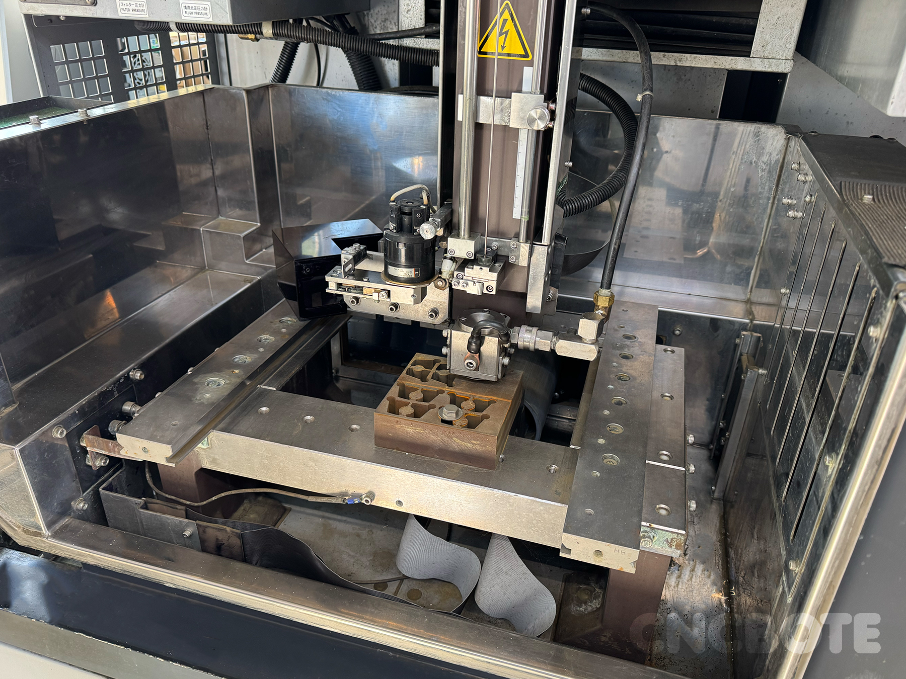 Sodick AQ 300 L Trådgnistningsmaskin - Bild 5