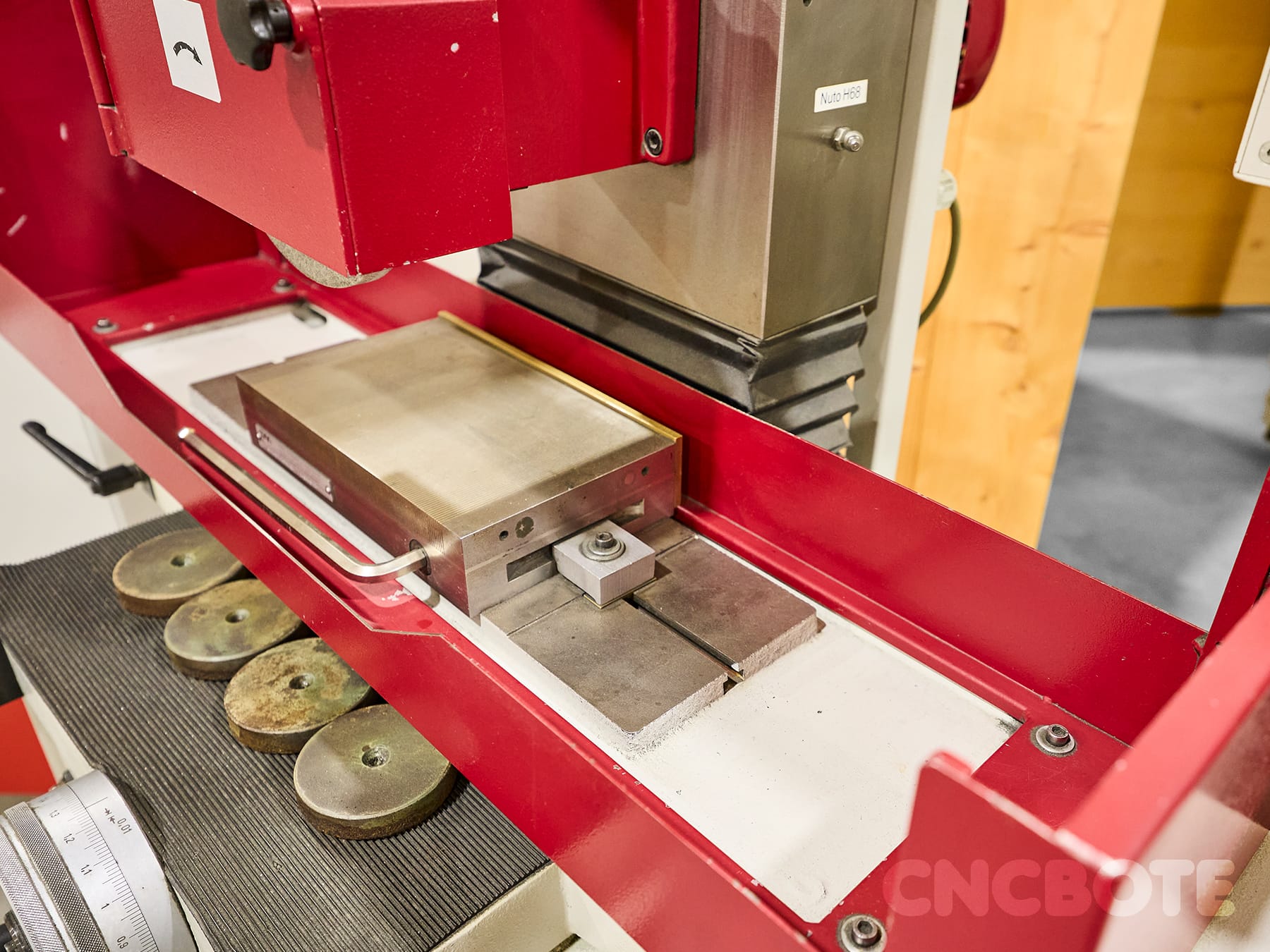 Degen FSM 300 Surface Grinding Machine - Image 5